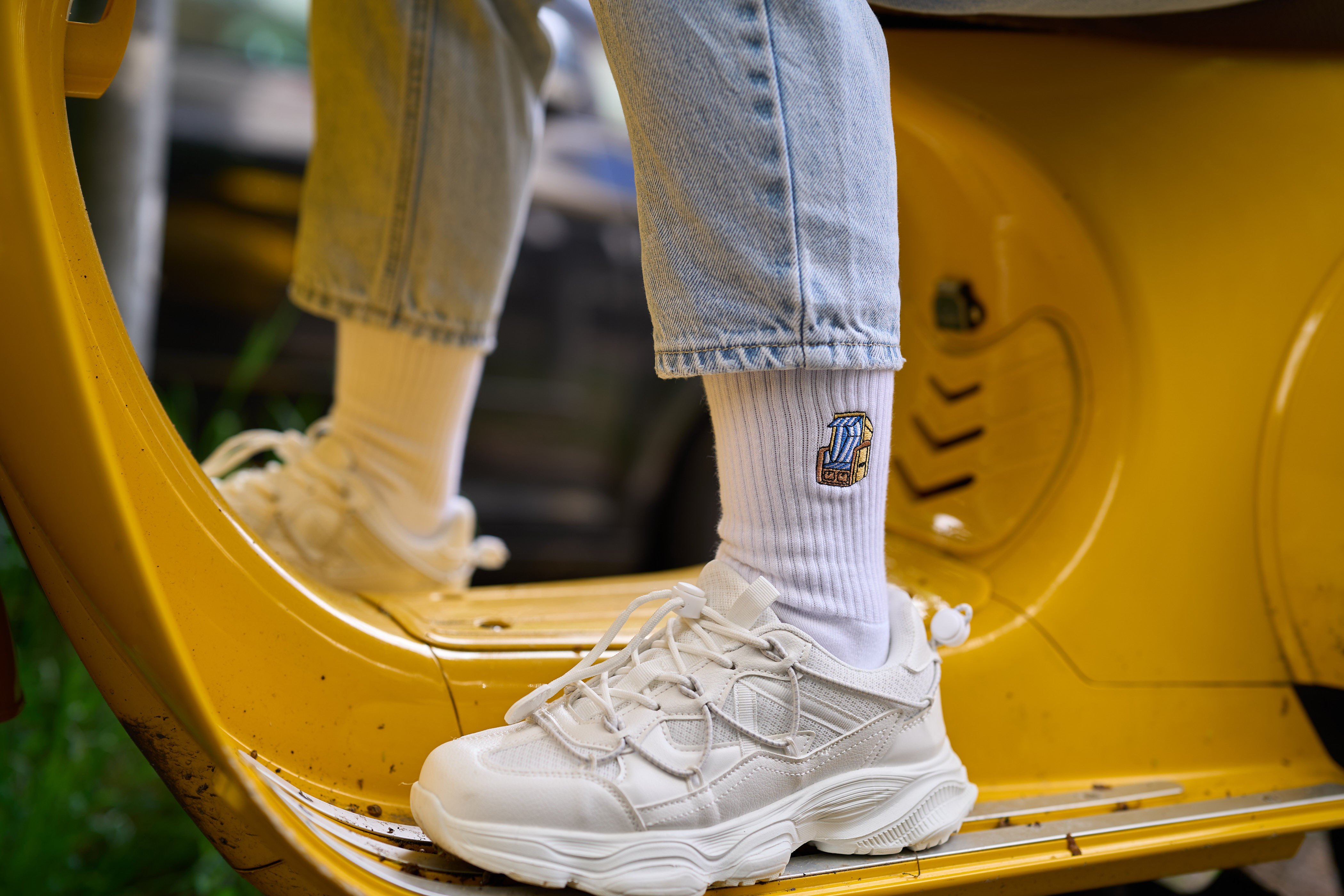 Socken mit maritimen Motiv | weiß