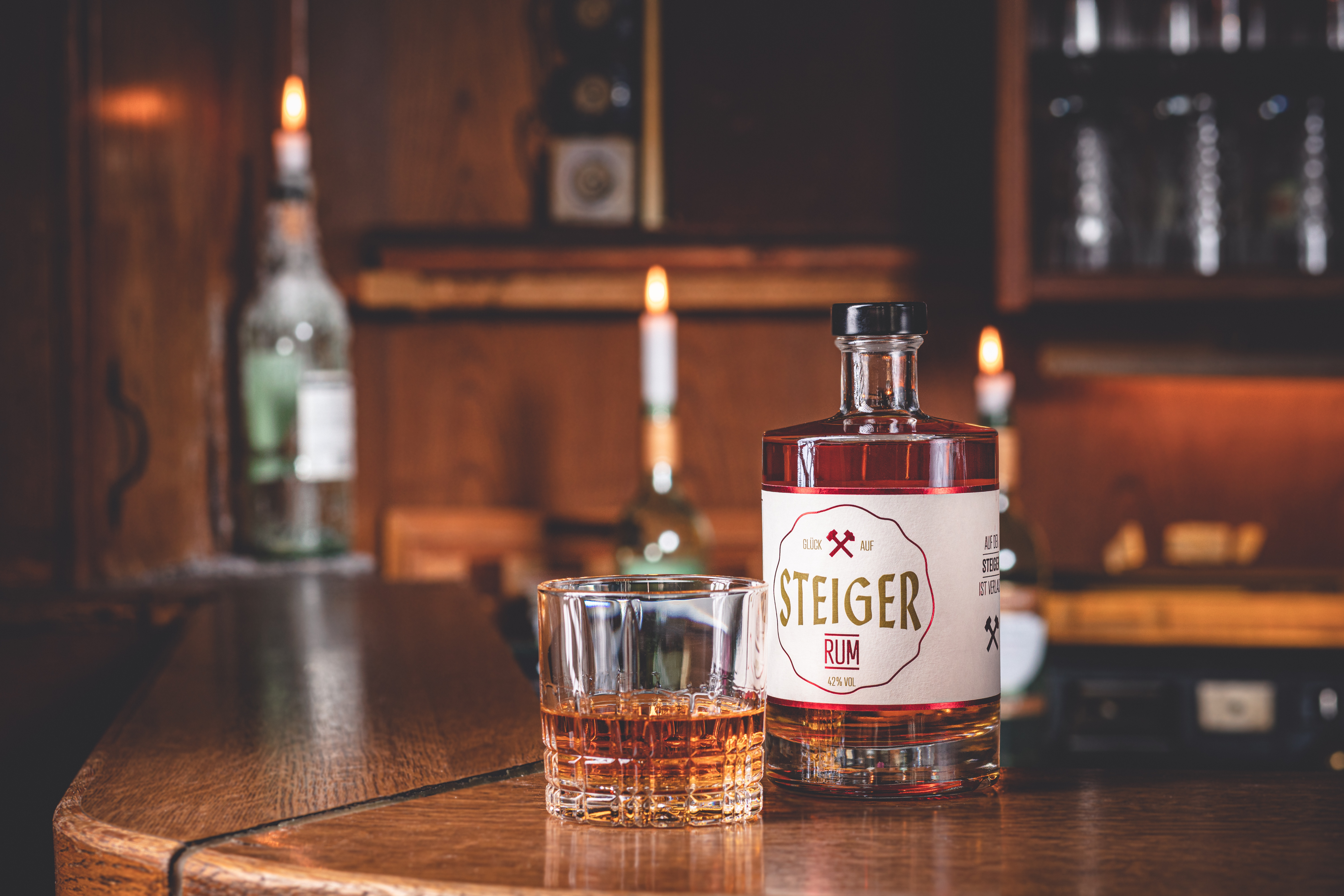 Steiger Rum inkl. Gläser und Untersetzer